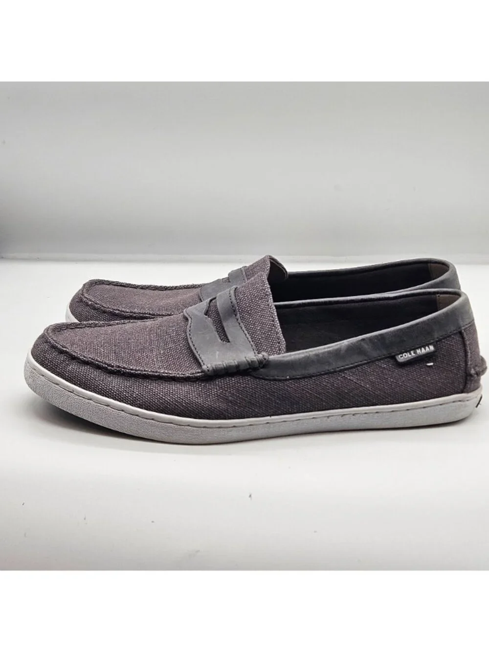 Cole Haan Mens Grey Canvas Leather Pinch Loafers Slip-On Shoes Size 11.5M C25710